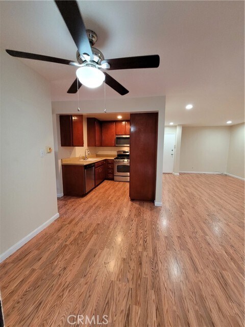 Building Photo - 4110 Elm Ave