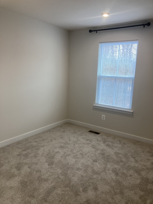 Building Photo - 1951 Bellac Wy