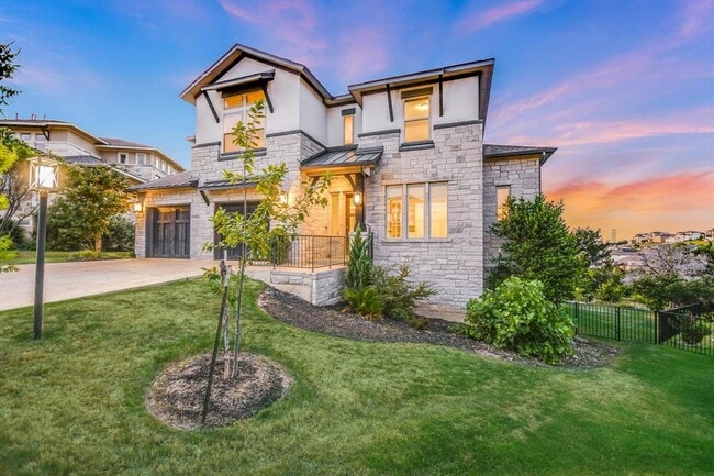 Building Photo - 305 Coniglio Cv