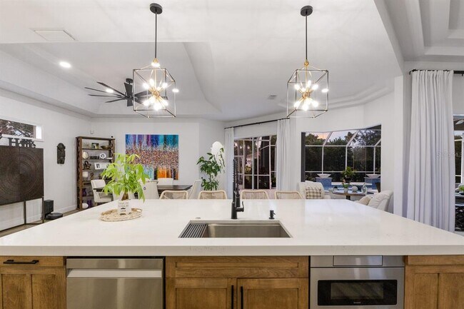 Building Photo - 9405 Boxthorn Pl