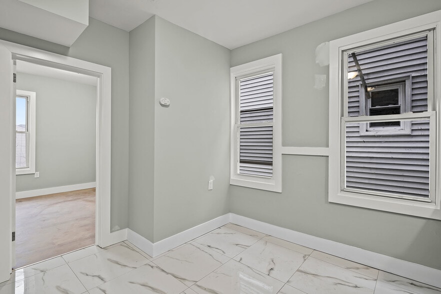 Building Photo - 103 Schley St