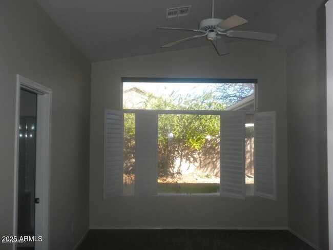 Building Photo - 1570 W Ivanhoe Ct