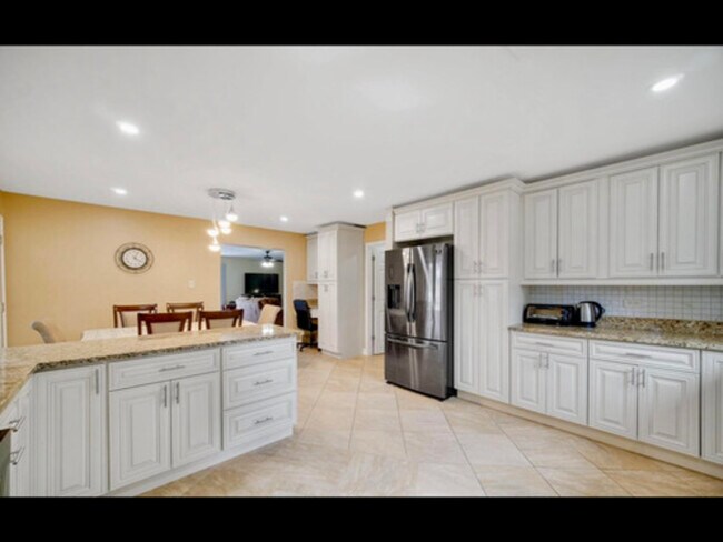 Building Photo - 14926 Wilco Dr