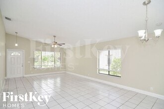 Building Photo - 5315 NW 93 Ave