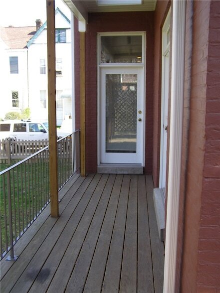 Building Photo - 326 Hailman St