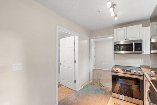 Building Photo - 225 SE 126th Ave