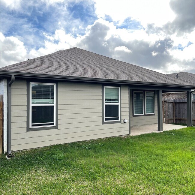 Building Photo - 6814 Bradford Ter Rd