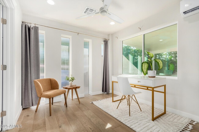 Building Photo - 3750 E Garden Dr