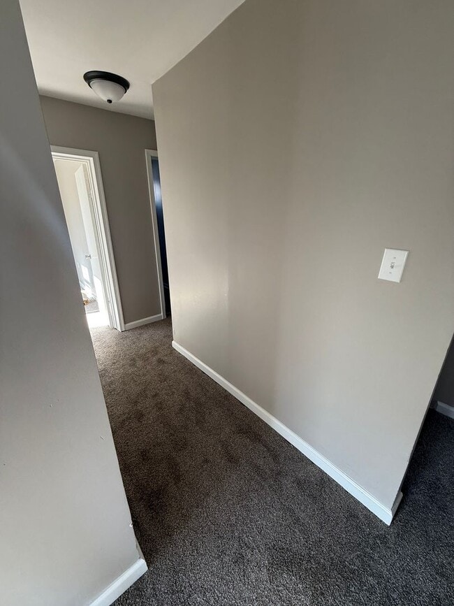 Building Photo - **COMING SOON!** 5 bedroom 2 Full bathroom home in Carlisle PA!