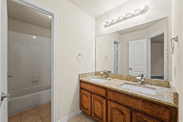 Building Photo - 8204 Hitching Tr