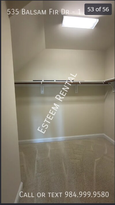 Building Photo - 535 Balsam Fir Dr