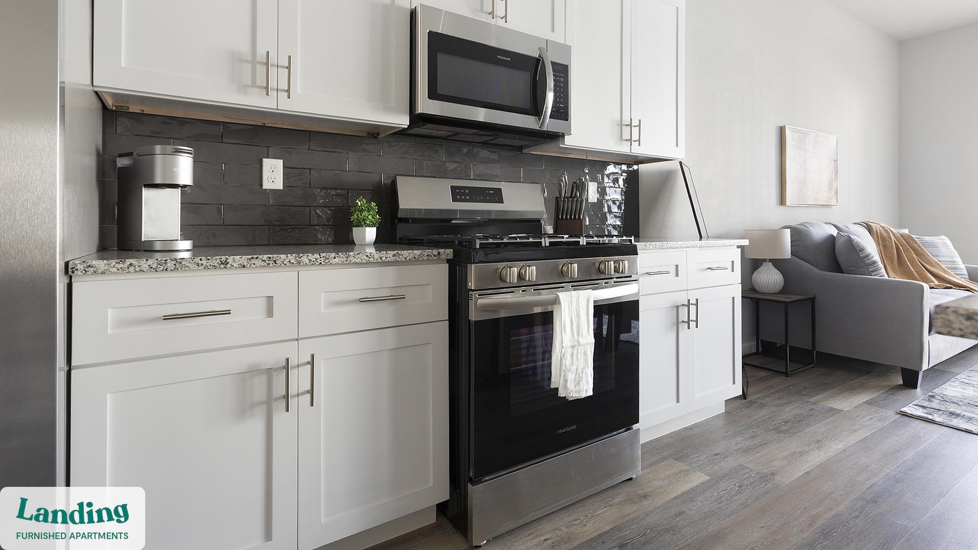 Building Photo - 3401 Redbud Ln