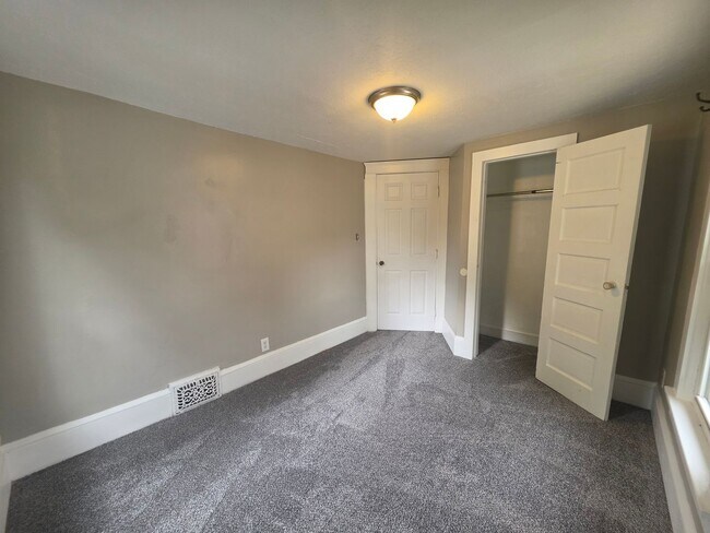 Building Photo - 2279 13th St SW