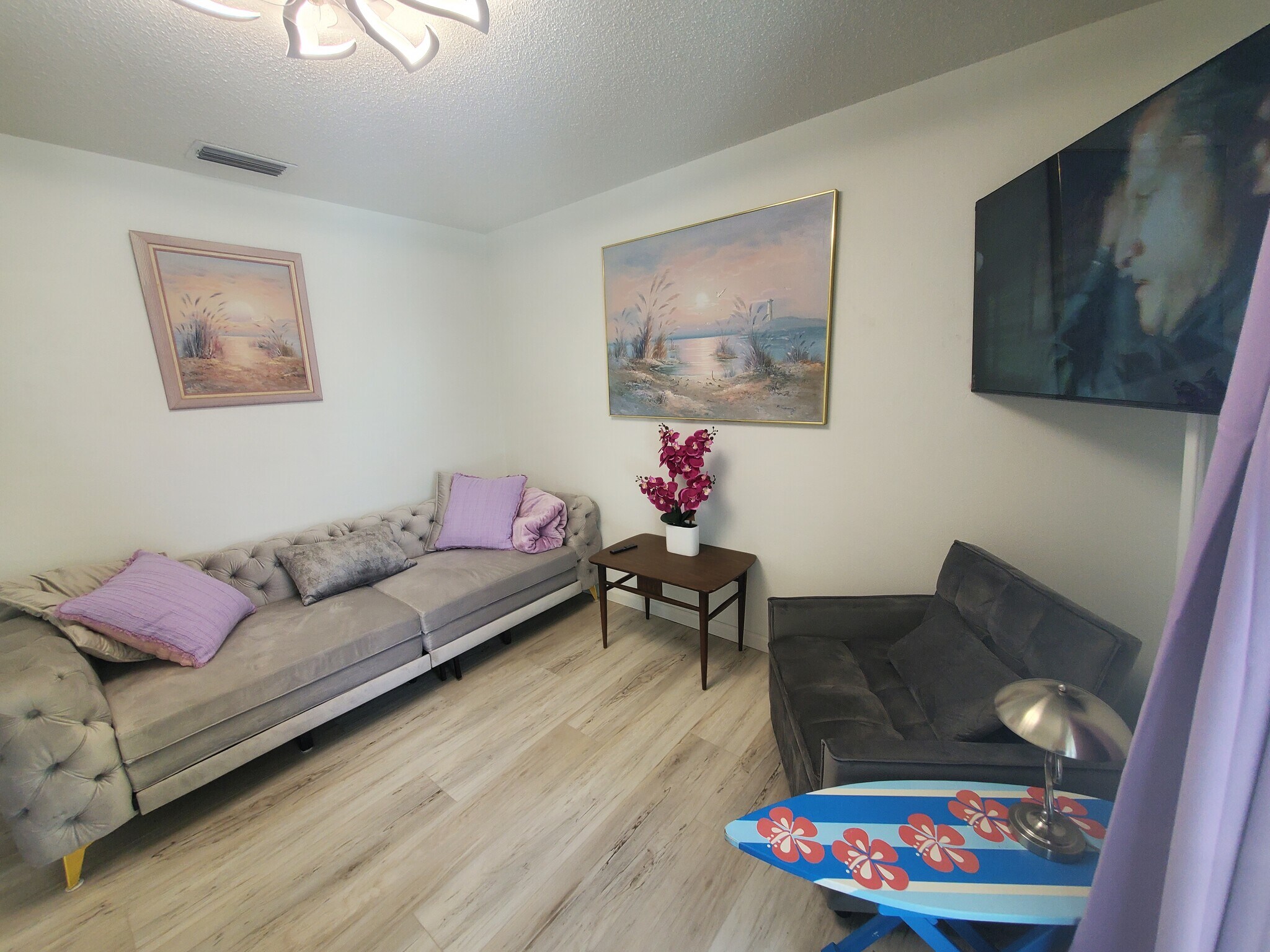 Building Photo - 279 S Brevard Ave