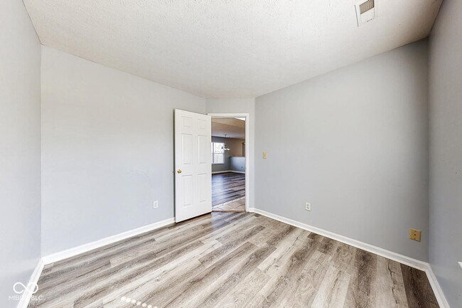 Building Photo - 5928 Brookville Lake Dr