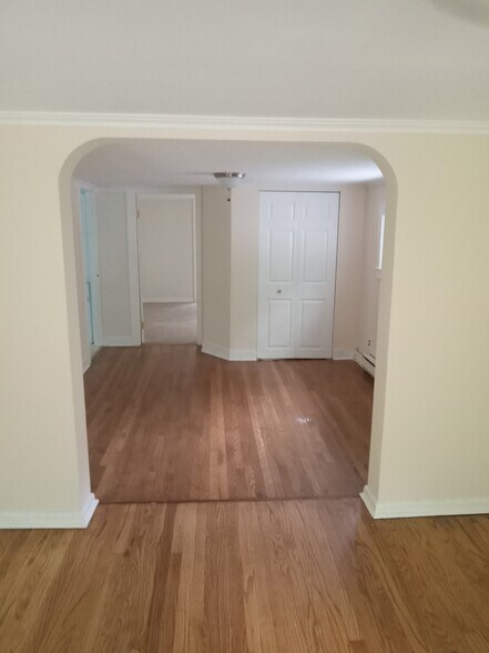 Dining Room - 31 Farrell Rd