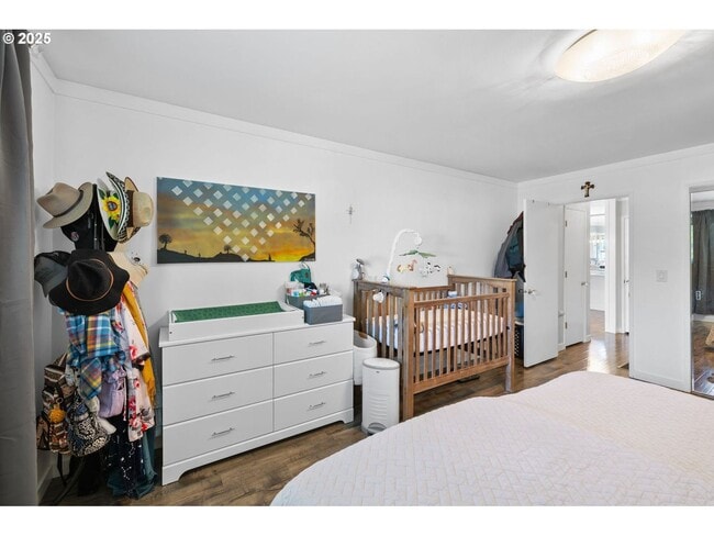 Building Photo - Bright and Open 1,638 SqFt Home Featuring Fireplace, Updated Kitchen & Scenic Outdoor Views ***Wa...