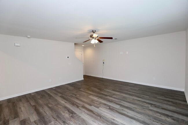 Building Photo - 115 Whitetail Cir