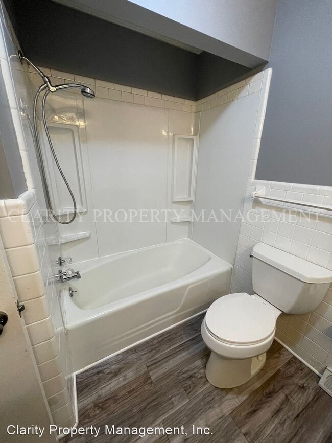 Building Photo - 3 br, 2 bath House - 917 Towanda Trail
