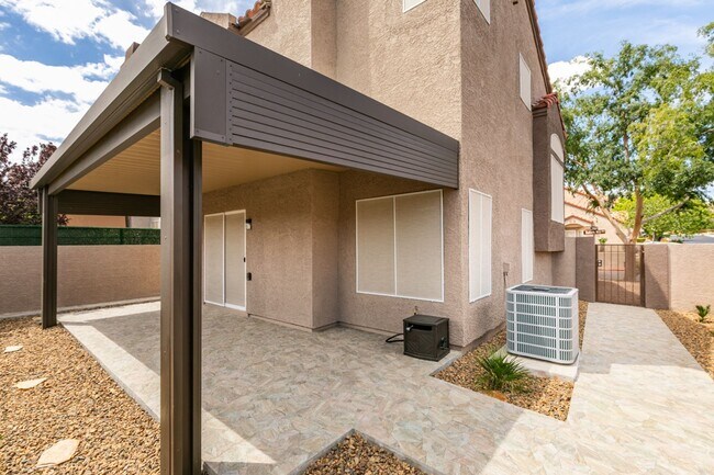 Building Photo - Fully Remodeled Corner-Lot Home with Dual Primary Suites & Private Patio