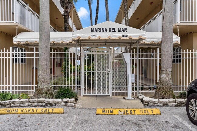 Building Photo - 1510 SE 15th St