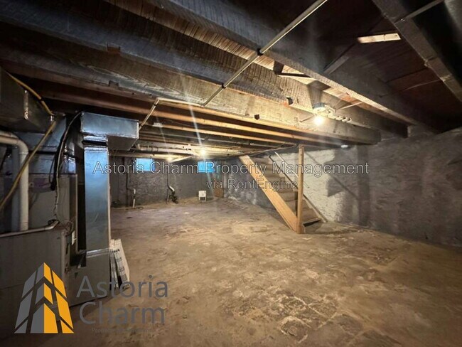 Building Photo - 614 Linnard St