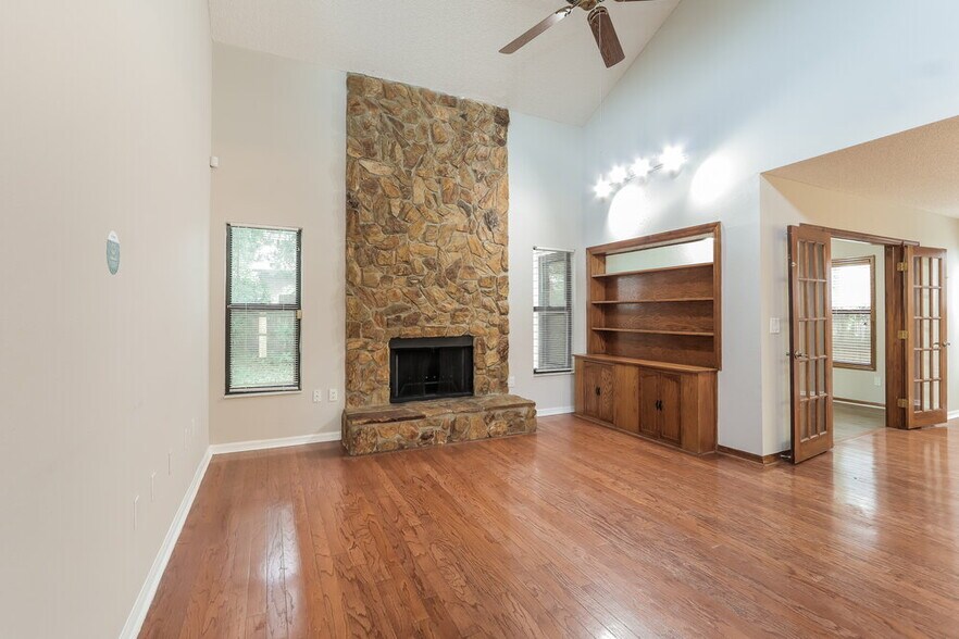 Building Photo - 3577 Raintree Ln