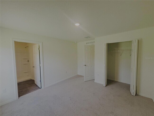Building Photo - 3040 SW 168th Loop