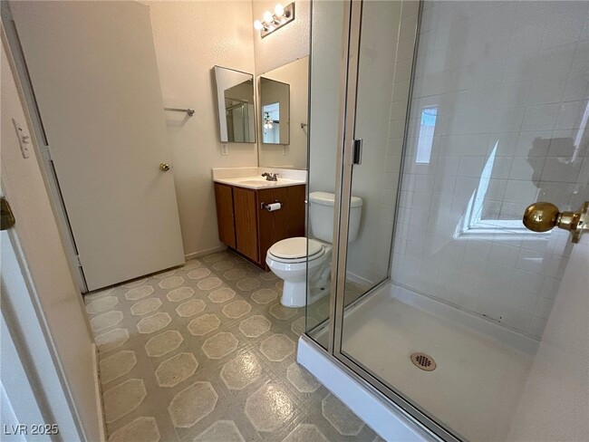 Building Photo - 5325 Clover Blossom Ct