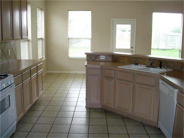 Building Photo - 2326 Prince Jeffrey Ln