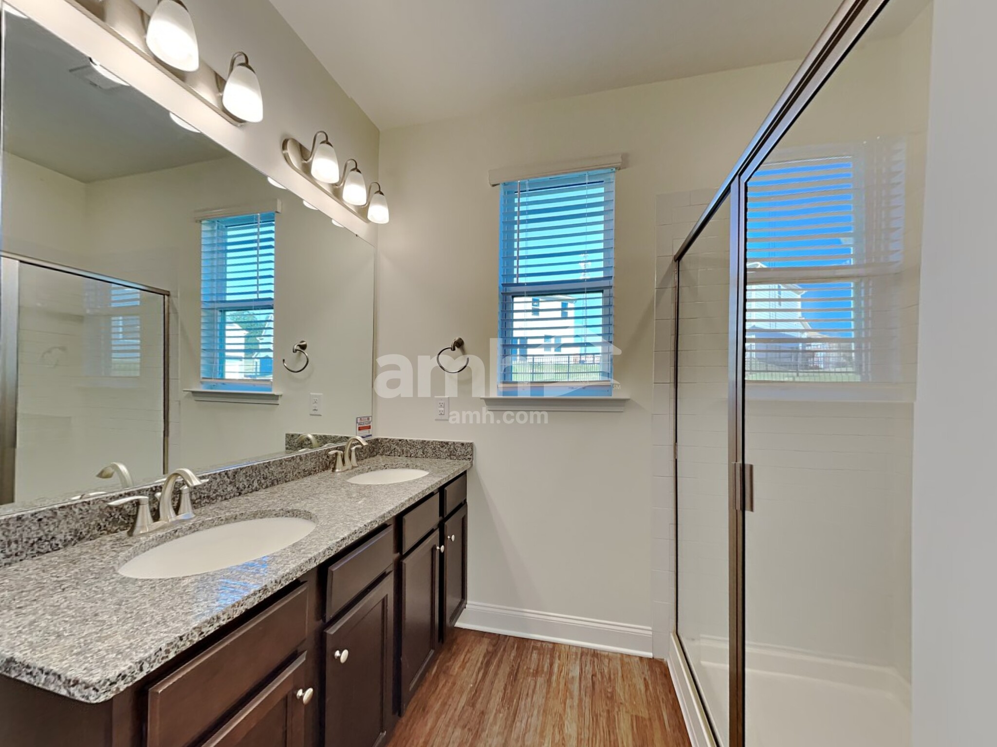 Building Photo - 112 Twin River Dr