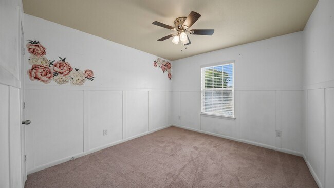 Building Photo - 13092 Greenbriar Dr