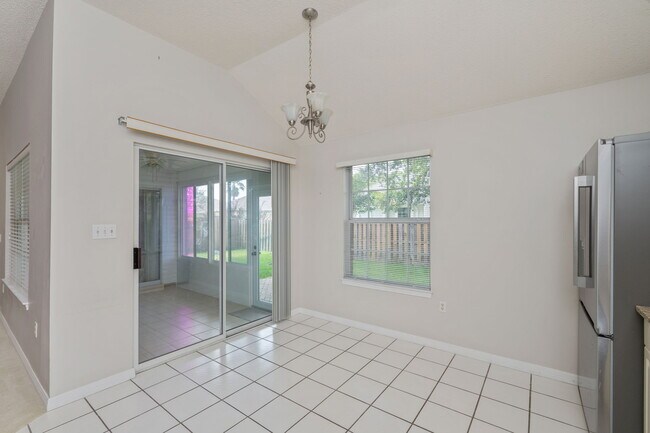 Building Photo - 107 Bay Tree Dr