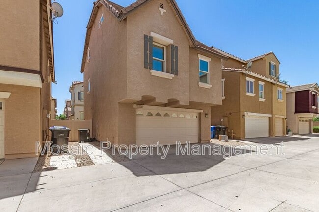 Building Photo - 1328 S Sabino Dr