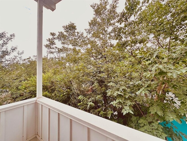Building Photo - 4706 Sylvandale Dr