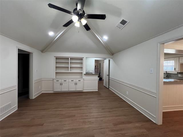 Building Photo - 2501 Primrose Dr