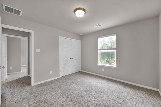 Building Photo - 213 Harper Ridge Dr