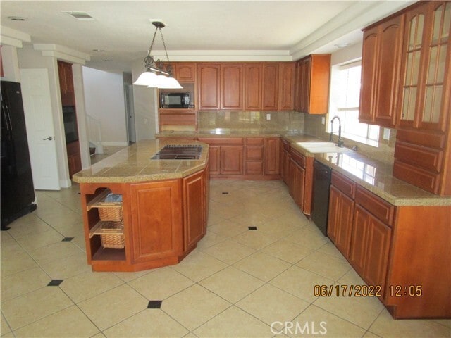 Building Photo - 30186 Lands End Pl