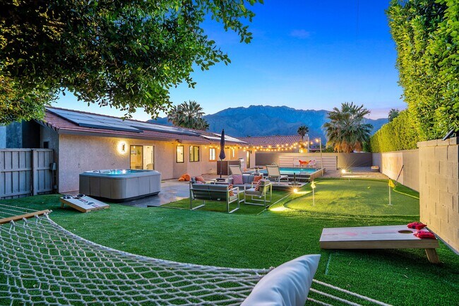 Building Photo - 2222 E Via Escuela