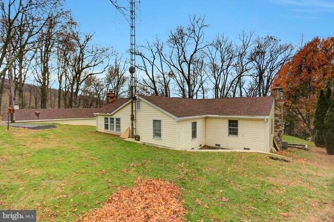 Building Photo - 24414 Graham Ave