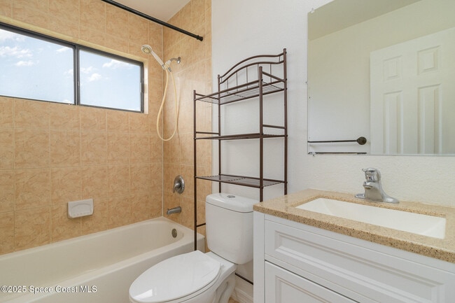 Building Photo - 1398 Jupiter Blvd NW