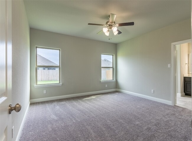 Building Photo - 7814 Willow Ct