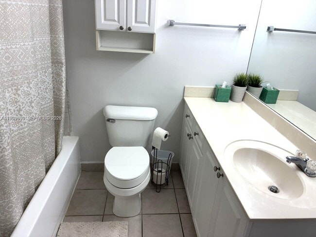 Building Photo - 1000 West Ave