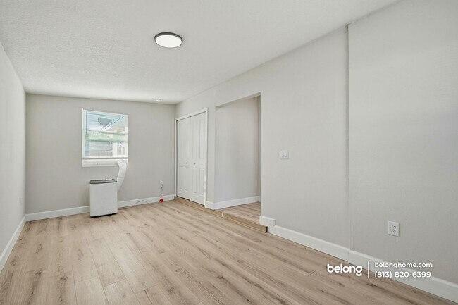 Building Photo - 3128 Bay St