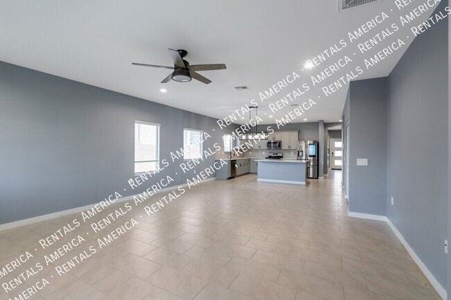 Building Photo - 12440 W Gini Ln