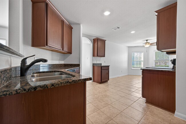 Building Photo - 22615 Harrington Field Dr