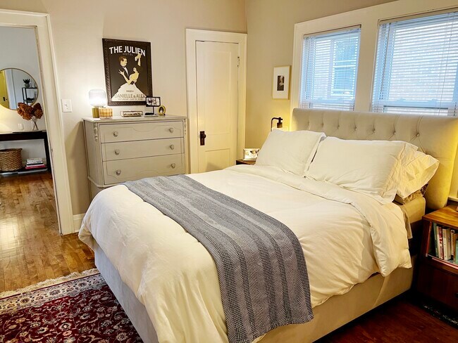 Building Photo - 2374 N 68th St