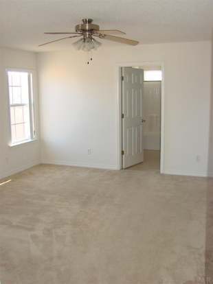 Building Photo - 608 Reservation Ave