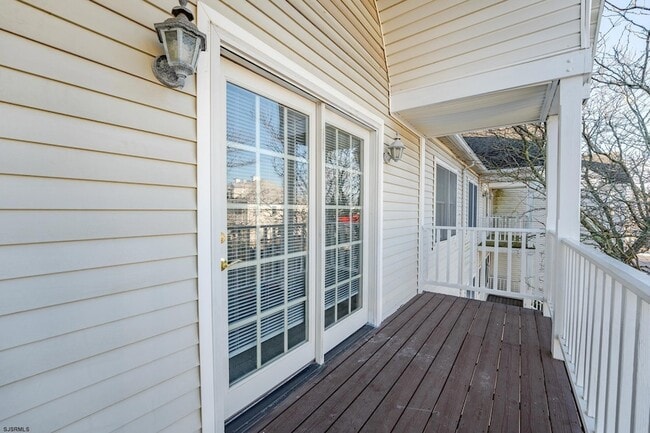 Building Photo - 19 Clipper Ct