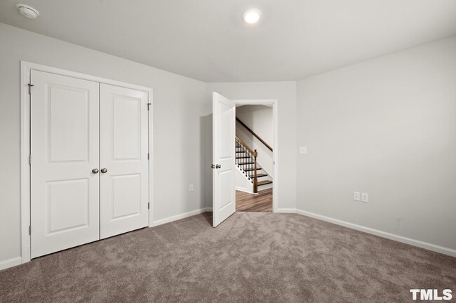 Building Photo - 742 Cormiche Ln